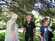 Unter "Tannebeem": Friedrich, Herr Schmitt, Angelika