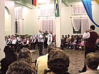 vor dem Konzert: einheimische Knstler