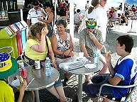 Nachmittagsimbi mitAdrian und seinen Groeltern